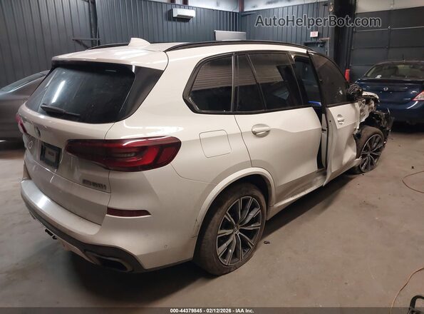 5UXJU4C04P9N59468 2023 BMW X5 Белый Задняя правая четверть