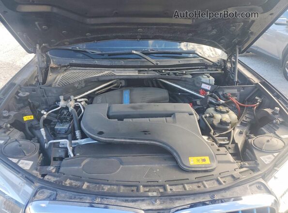 5UXKT0C33H0V96415 2017 BMW X5 Black Շարժիչի բաժամունքի տեսք