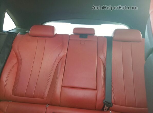 5UXKU0C3XH0F99814 2017 BMW X6 Black Vista de los asientos traseros
