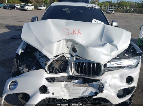 5UXKU2C5XK0Z64168 2019 BMW X6 White Вид ззаду