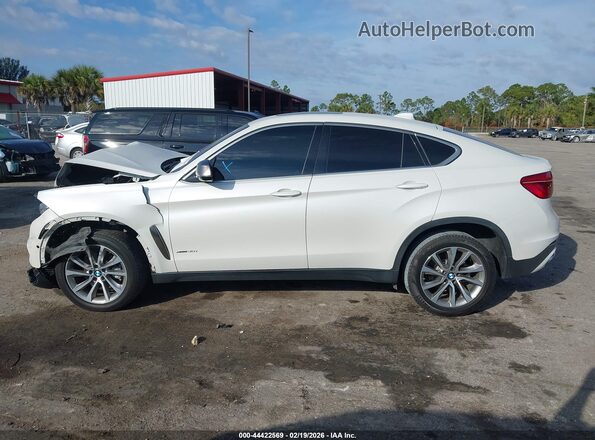 5UXKU2C5XK0Z64168 2019 BMW X6 White Панорамний вид салону 360°