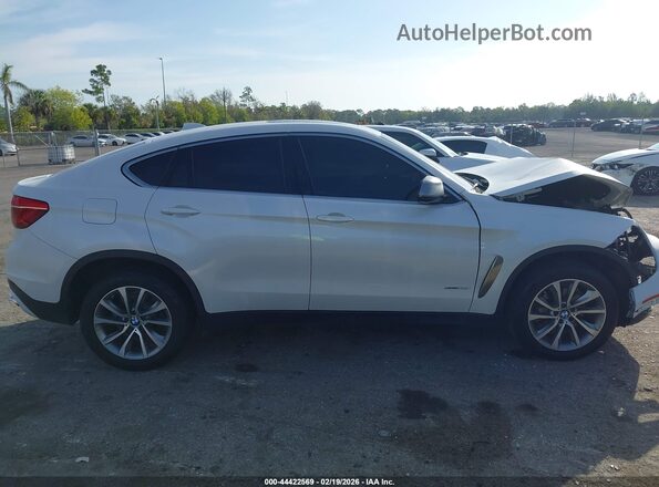 5UXKU2C5XK0Z64168 2019 BMW X6 White Вид задньої частини салону
