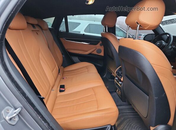 5UXKU6C53K0Z67081 2019 BMW X6 Gray Vista interior trasera
