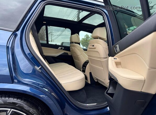 5UXTA6C04N9L30136 2022 BMW X5 Синий Вид сзади