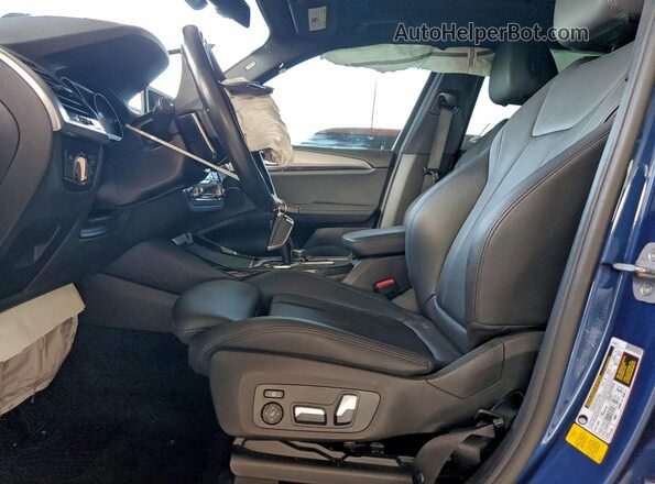 5UXTR7C58KLF29234 2019 BMW X3 Blue Widok wnętrza z przodu