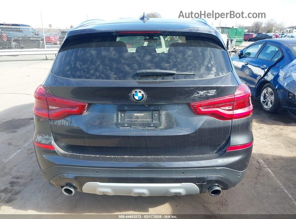 5UXTR9C57JLC78796 2018 BMW X3 Gray 