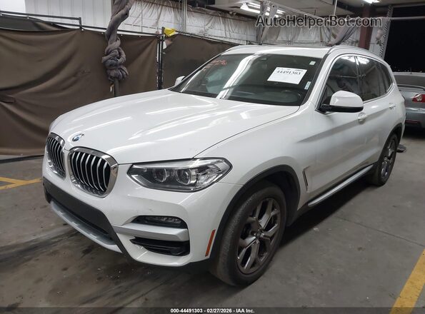 5UXTY3C00M9E39494 2021 BMW X3 White Przód lewy