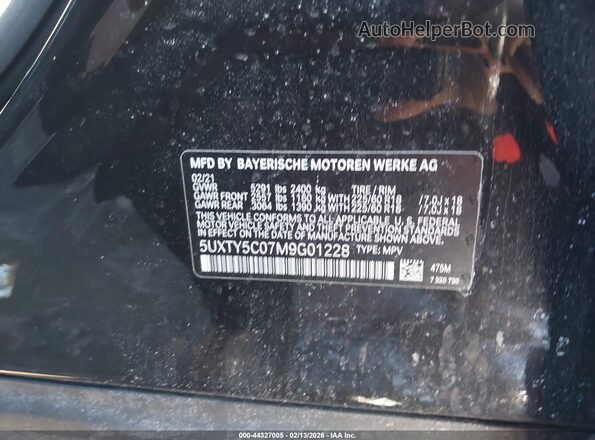 5UXTY5C07M9G01228 2021 BMW X3 Black Вид підкапотного простору