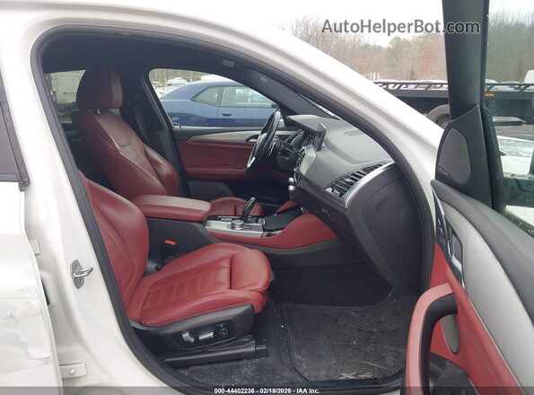 5UXUJ3C54KLG54395 2019 BMW X4 White Front interior view