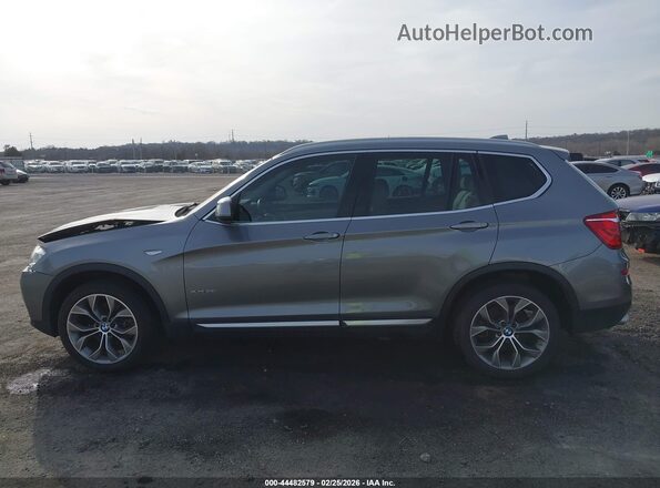 5UXWX9C33H0W71155 2017 BMW X3 Silver სალონის 360-გრადუსიანი ხედი