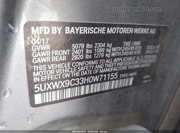 5UXWX9C33H0W71155 2017 BMW X3 Silver ძრავის განყოფილების ხედი