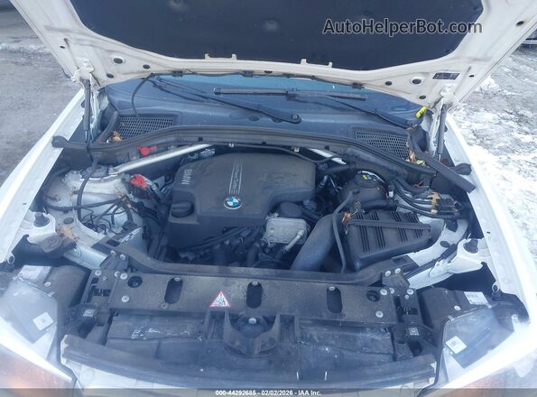 5UXWX9C52G0D81959 2016 BMW X3 Белый Вид сзади