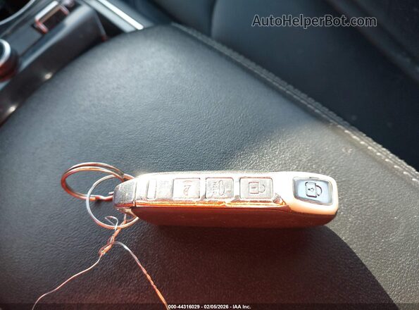 5XXG34J27MG003754 2021 KIA K5 Синий Вид панели приборов