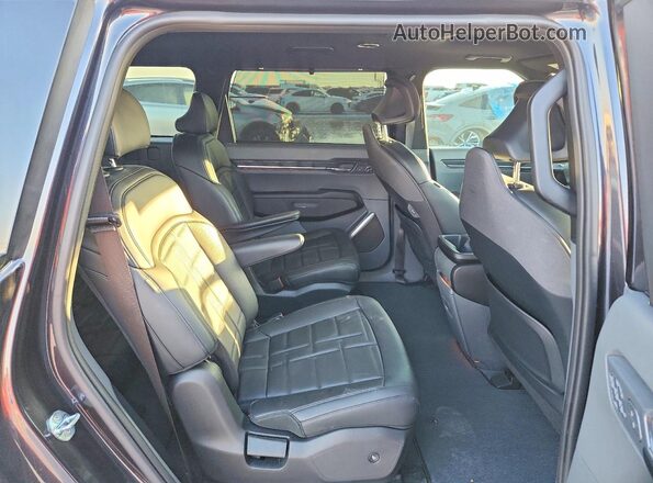 5XYADFS55TG009327 2026 KIA EV9 Gray უკანა სალონის ხედი