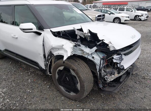 5XYADFS59SG001052 2025 KIA EV9 White Vista frontal