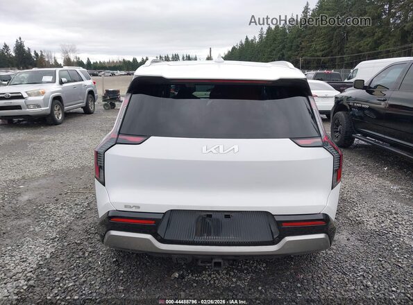 5XYADFS59SG001052 2025 KIA EV9 White 
