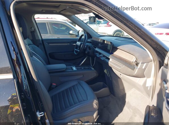 5XYADFS5XSG001206 2025 KIA EV9 Черный Вид салона спереди