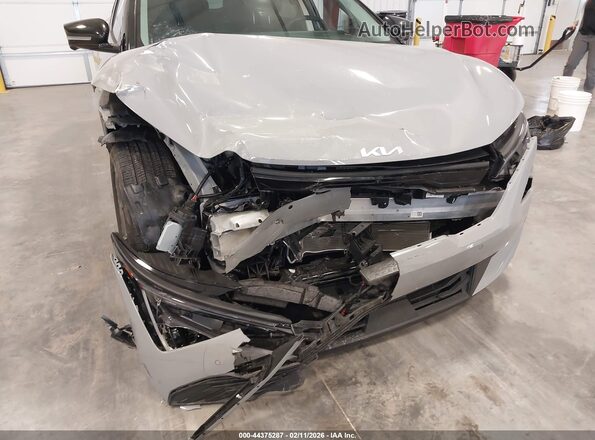 5XYC3DJC8SG010616 2025 KIA EV6 Gray Вид спереду