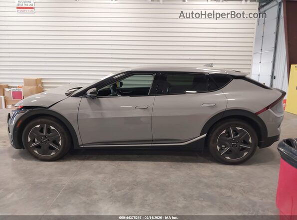 5XYC3DJC8SG010616 2025 KIA EV6 Gray 