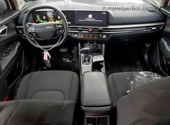 5XYK23DF9TG336814 2026 KIA SPORTAGE White წინა პანელის ხედი