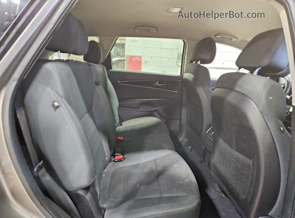 5XYPG4A31GG093206 2016 KIA SORENTO Серый Вид задней части салона