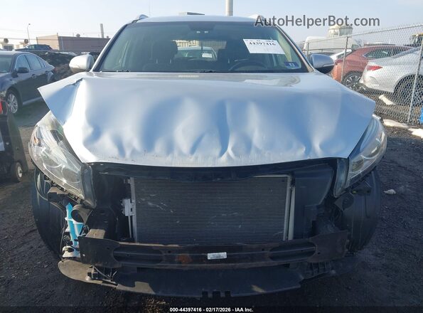 5XYPGDA35HG259597 2017 KIA SORENTO Серебряный Вид задней части салона