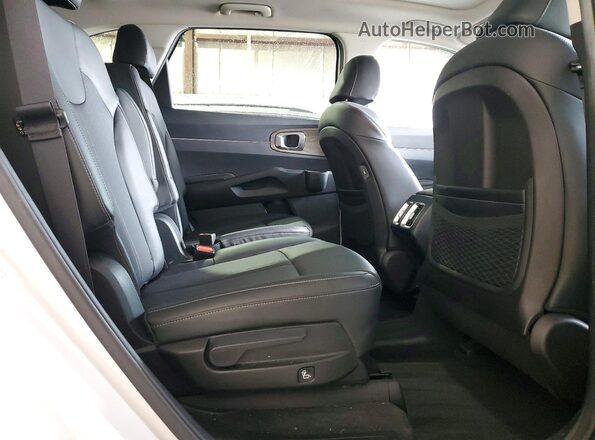 5XYRHDLF5MG057995 2021 KIA SORENTO White 