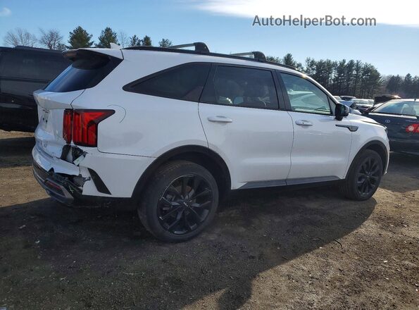 5XYRKDLF3NG131109 2022 KIA SORENTO White Rear right
