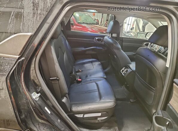 5XYRLDLC0NG130759 2022 KIA SORENTO Black Widok wnętrza z tyłu