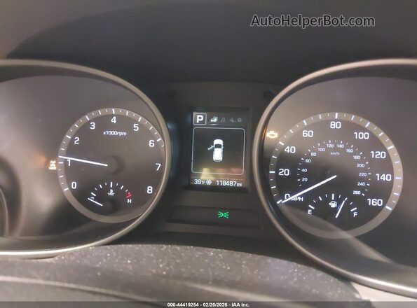 5XYZTDLB8JG525970 2018 HYUNDAI SANTA FE SPORT Silver 