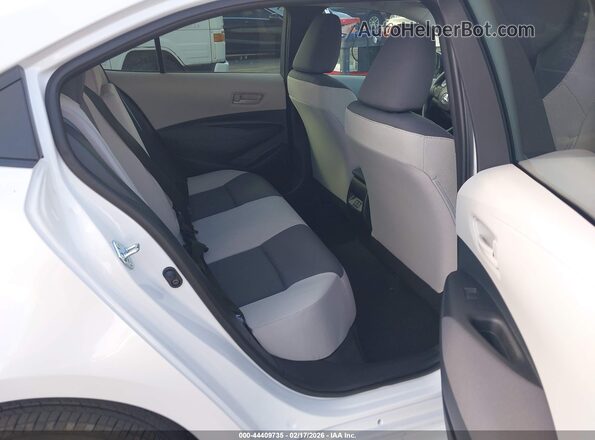 5YFB4MDE3TP383503 2026 TOYOTA LL White VIN կոդի պիտակի տեսք