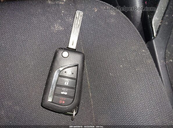 5YFB4MDE4SP231504 2025 TOYOTA LL Silver 