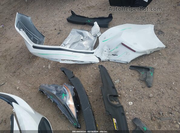 5YFB4MDE7SP345934 2025 TOYOTA LL White Vista del cuadro de instrumentos