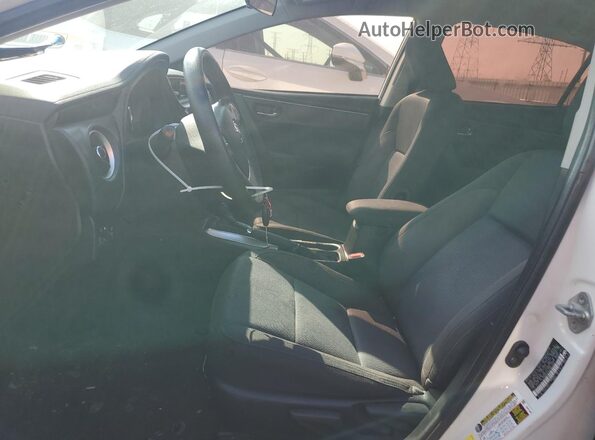 5YFBURHE9KP897653 2019 TOYOTA LL Белый Вид салона спереди