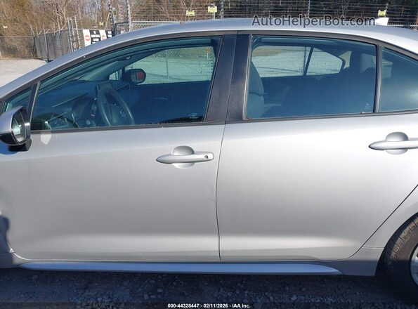 5YFEPMAE1MP190678 2021 TOYOTA LL Silver Widok wnętrza 360 stopni