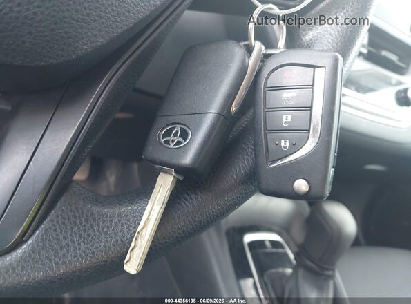 5YFEPMAE2MP167961 2021 TOYOTA LL Red 