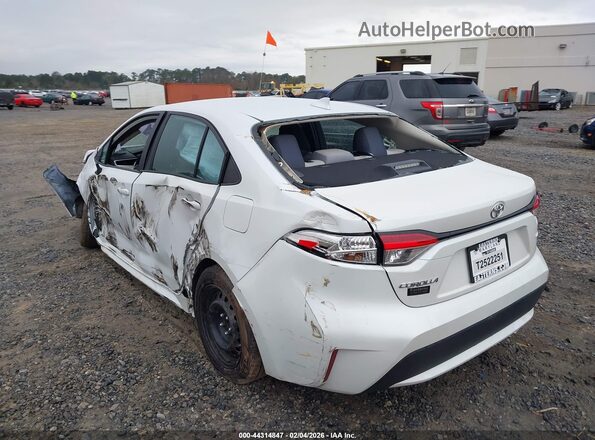 5YFEPMAE9NP369813 2022 TOYOTA LL White Вид спереду