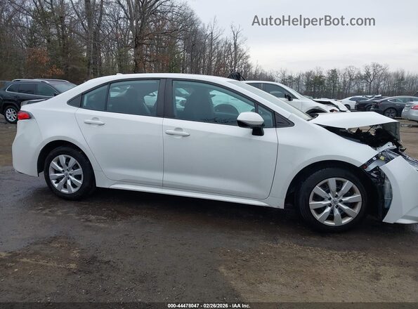 5YFEPMAEXMP257228 2021 TOYOTA LL White Rear interior view