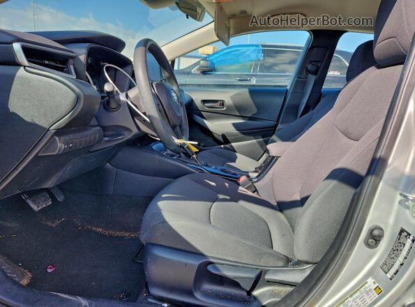 5YFEPMAEXNP363597 2022 TOYOTA LL Серебряный Вид салона спереди