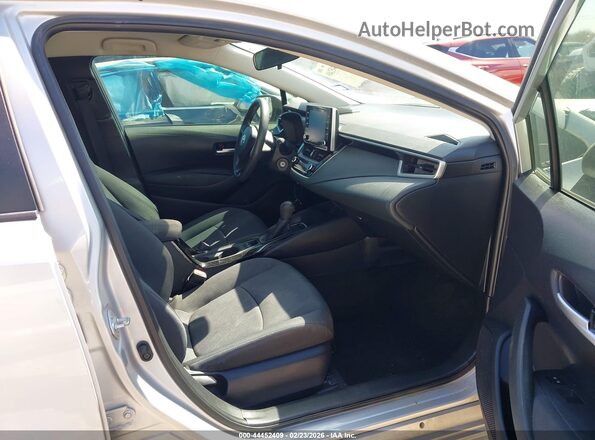 5YFEPRAE3LP132227 2020 TOYOTA LL Silver Вид салону спереду