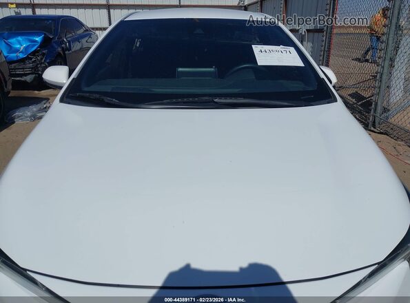 5YFS4RCE6LP053207 2020 TOYOTA LL White 