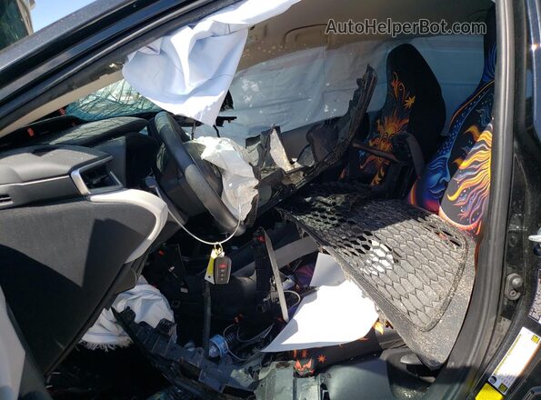 5YFVPMAE3NP301877 2022 TOYOTA LL Черный Вид салона спереди