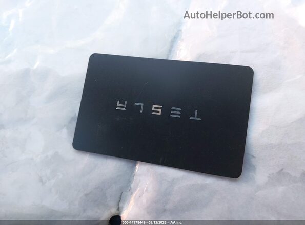 5YJ3E1EB2NF152871 2022 TESLA MODEL 3 White Widok deski rozdzielczej