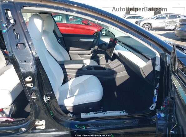 5YJ3E1EB2NF152871 2022 TESLA MODEL 3 White Widok wnętrza z przodu