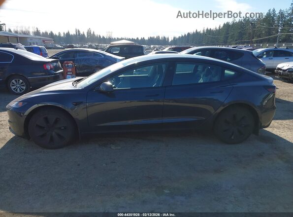 5YJ3E1EB2RF849754 2024 TESLA MODEL 3 Gray 360 interior view