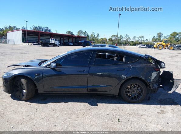 5YJ3E1EB2SF904130 2025 TESLA MODEL 3 Black უკანა სალონის ხედი