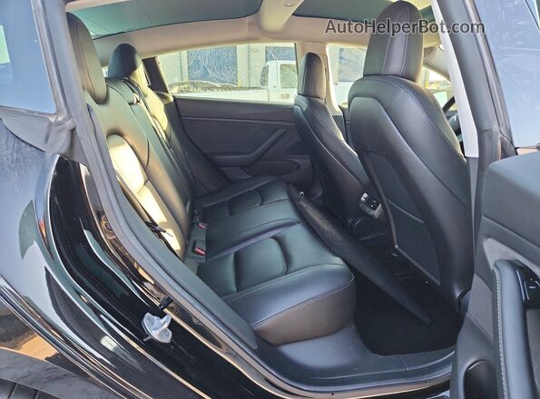 5YJ3E1EB3KF237276 2019 TESLA MODEL Black 