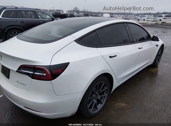 5YJ3E1EB3NF273229 2022 TESLA MODEL 3 White Задня права чверть