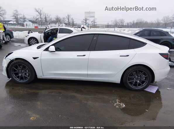 5YJ3E1EB3NF273229 2022 TESLA MODEL 3 White Панорамний вид салону 360°