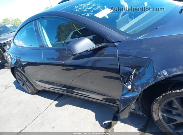5YJ3E1EB3TF118645 2026 TESLA MODEL 3 Gray Rear interior view